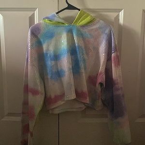 It is from forever 21, it is a medium, and it is in good conditions